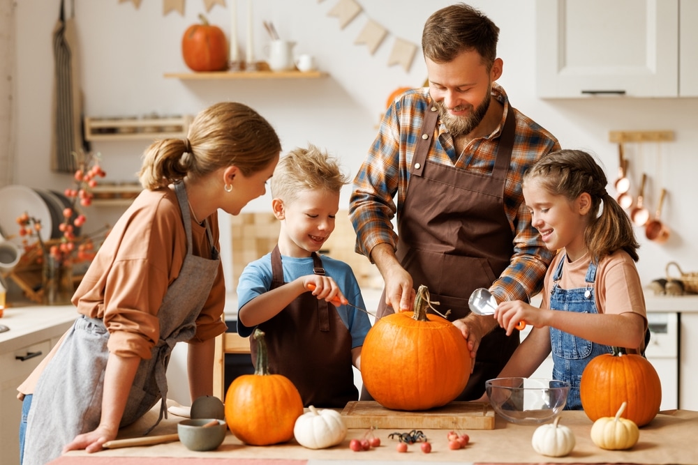 Pumpkin Carving Fun: Creative Ideas for a Spooktacular Time with the Kids! Pumpkin Carving Fun: Creative Ideas for a Spooktacular Time with the Kids!