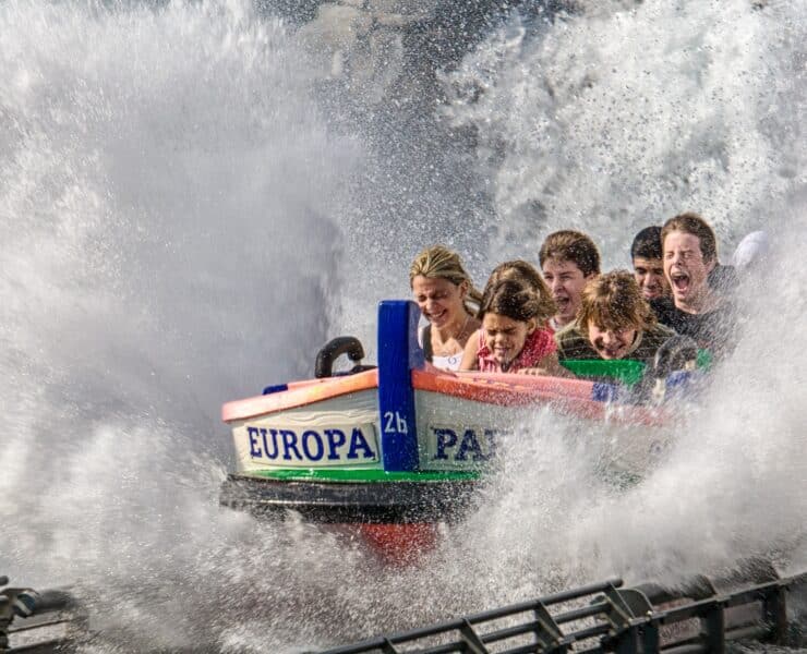 Kids theme park log flume
