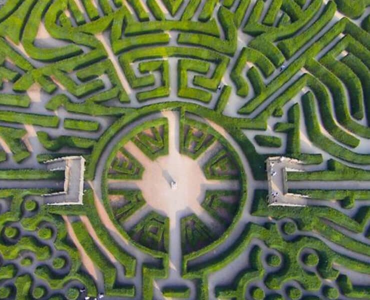 Blenheim place maze