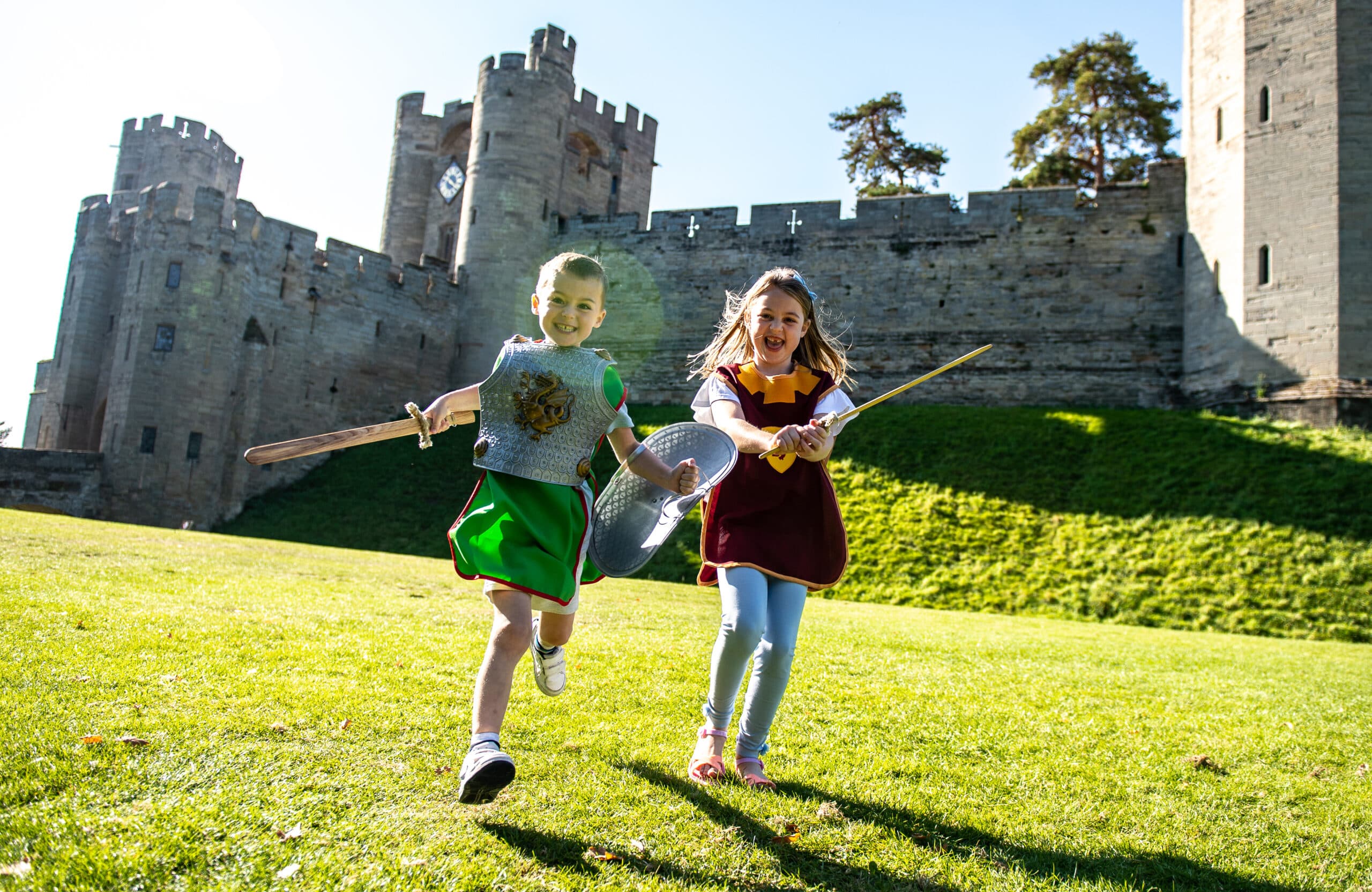 kids playing at Warwick castle