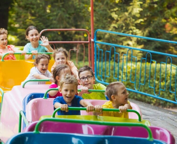 kids on ride