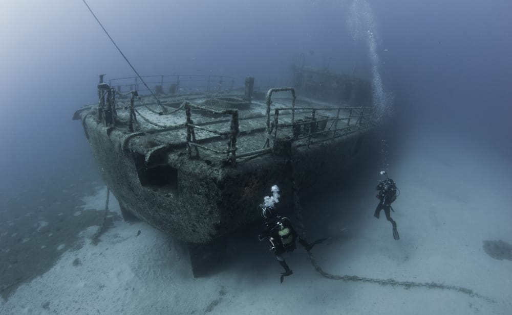 Titanic ruins