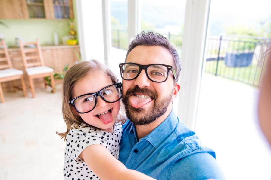 dad with daughter