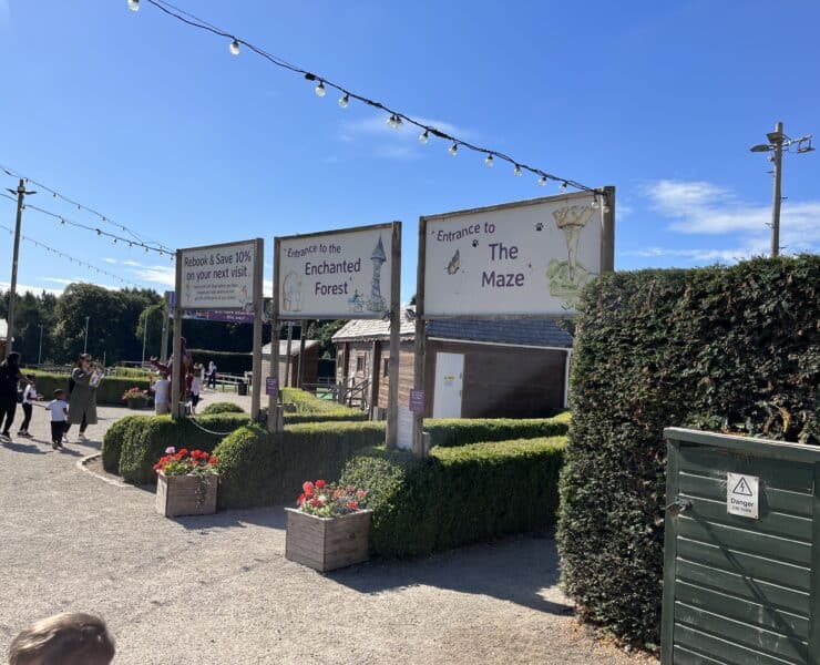 front entrance to the maze and enchanted forest