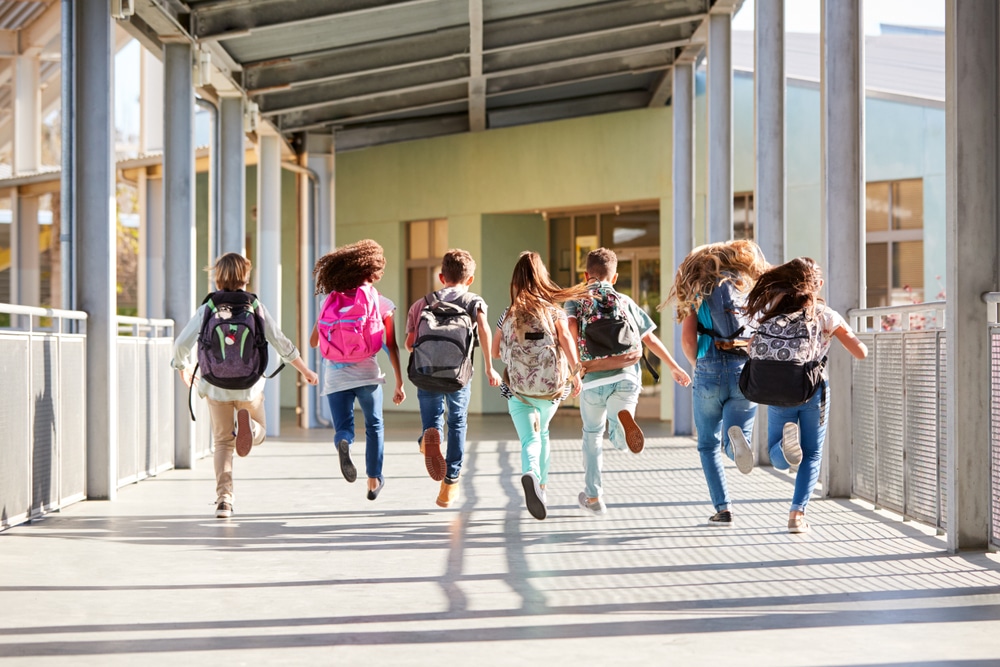 kids leaving school