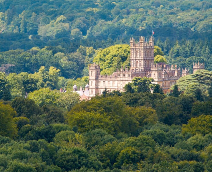 downton abbey castle