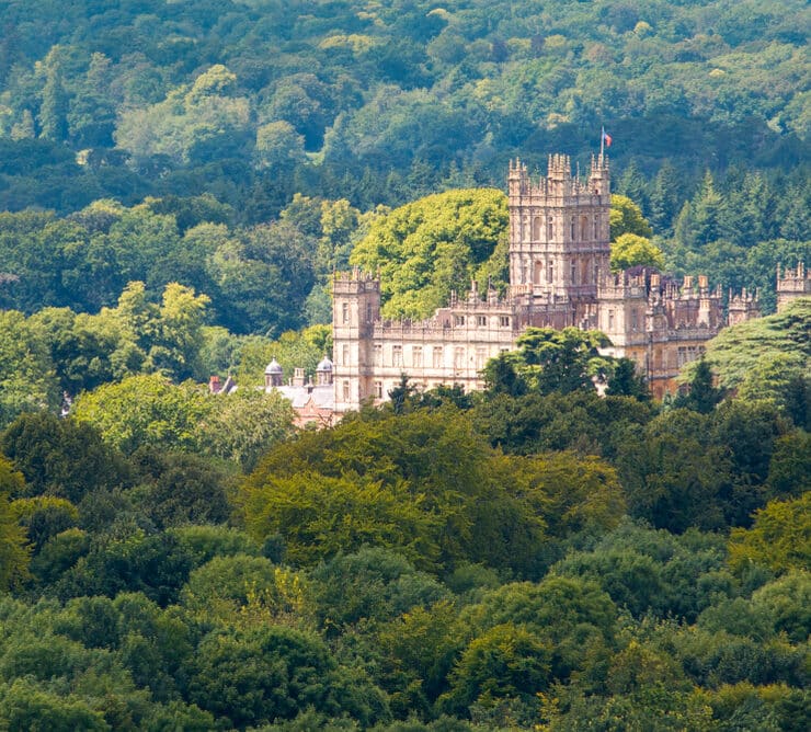 downton abbey castle