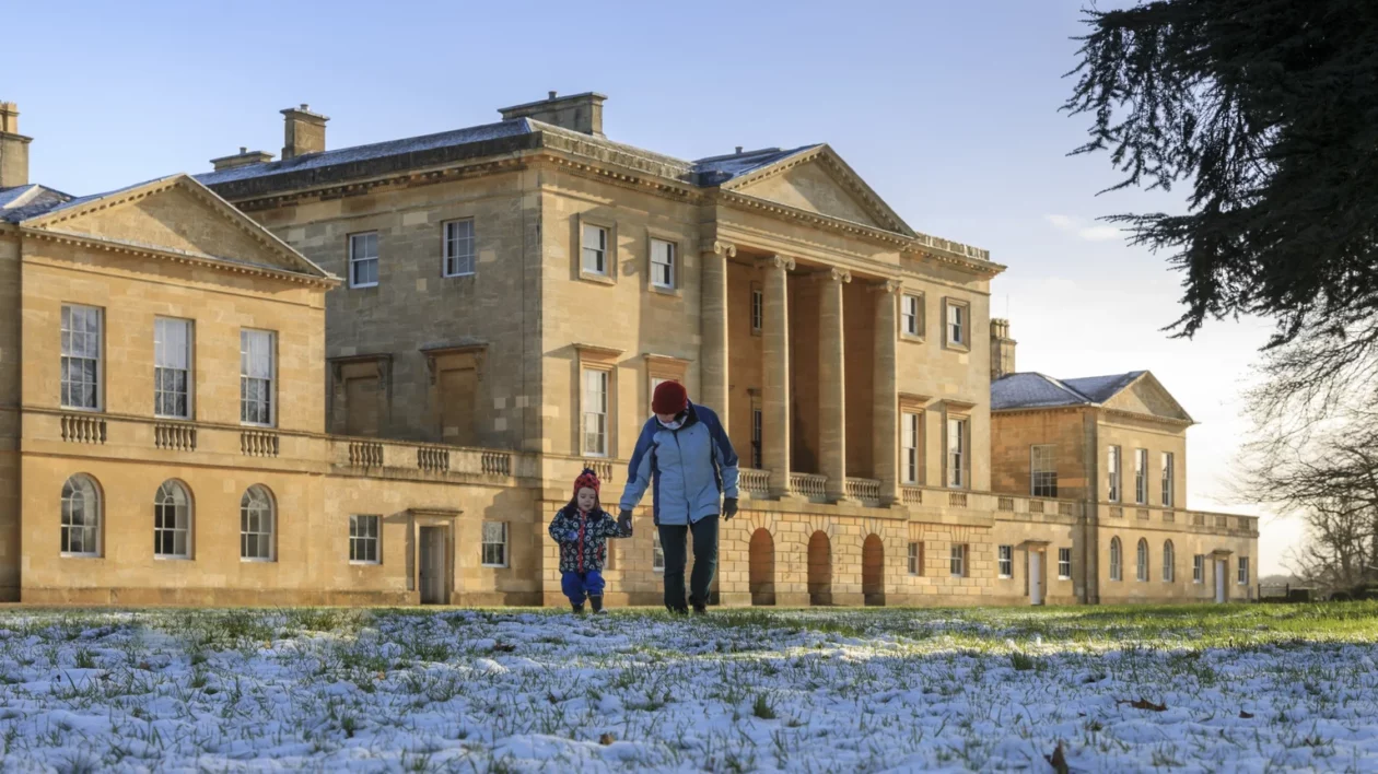 basilon park in the winter with a family walking