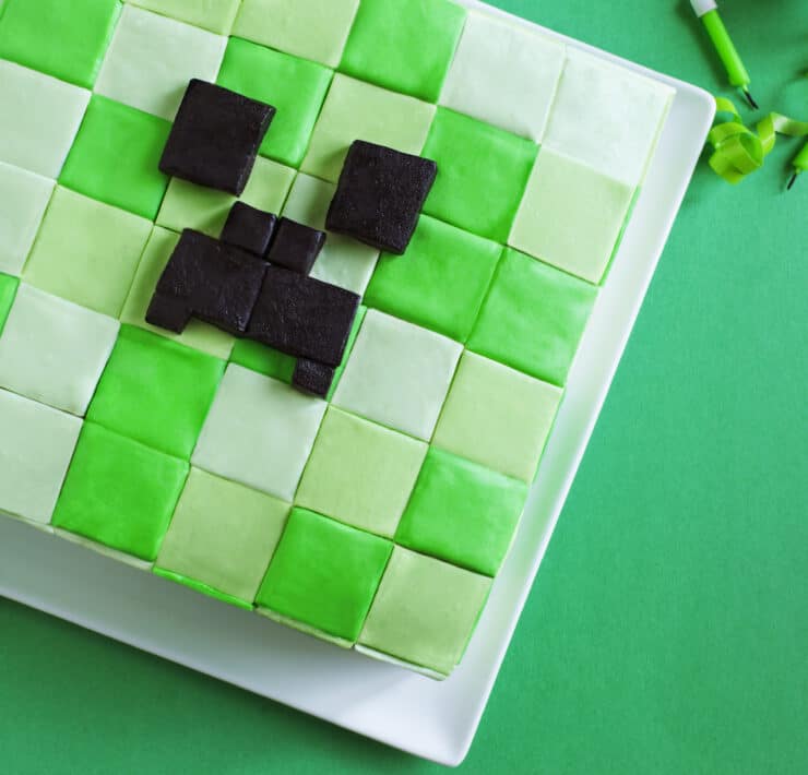 Minecraft Cake