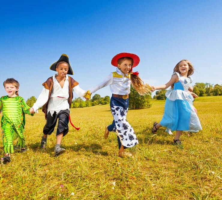 kids dressed up as disney characters
