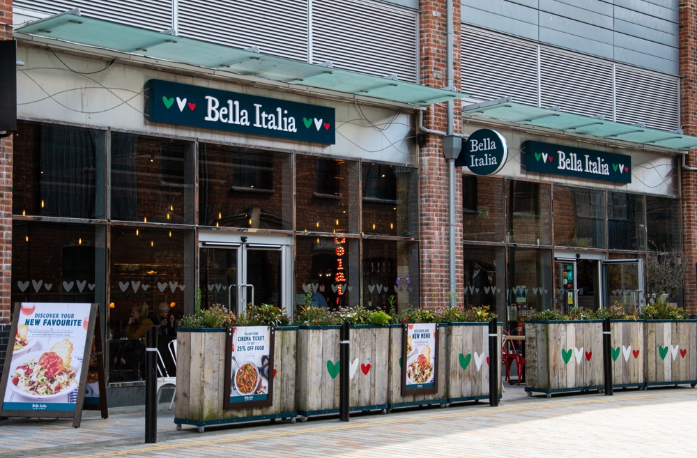 outside of bella italia