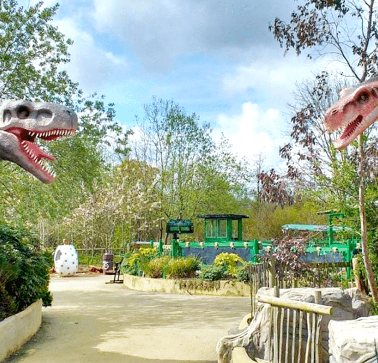 Dinosaurs at Gullivers theme park
