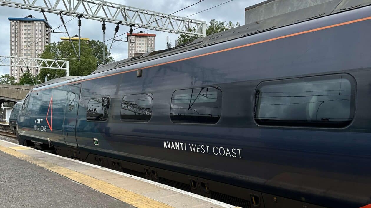 Avanti Train