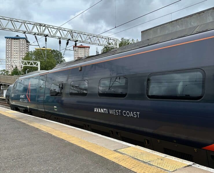 Avanti Train