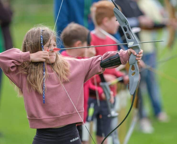 girl doing archery at south leeds archers