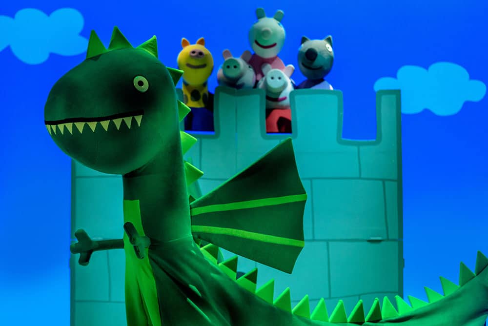 george pig and dinosaur