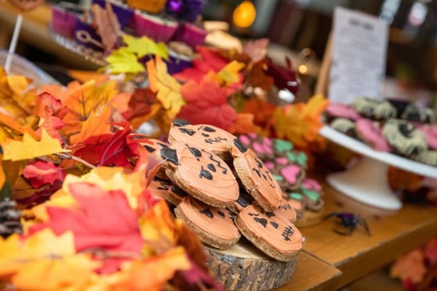 halloween biscuits