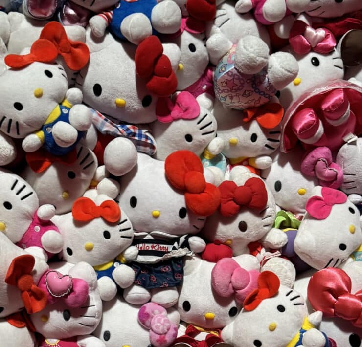 hello kitty plushies
