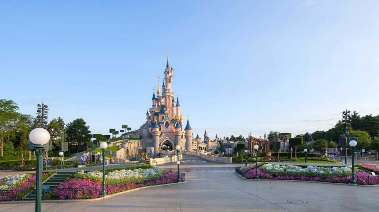 Disneyland Paris sleeping Beauty castle