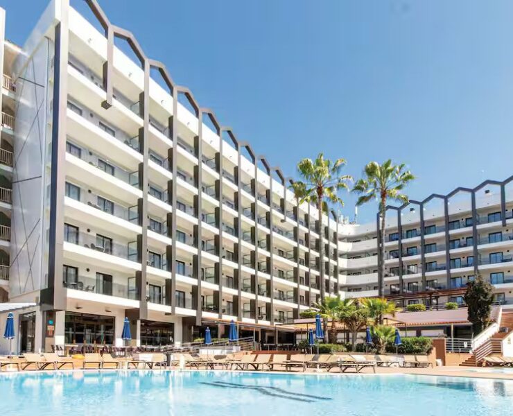 avenida family suites