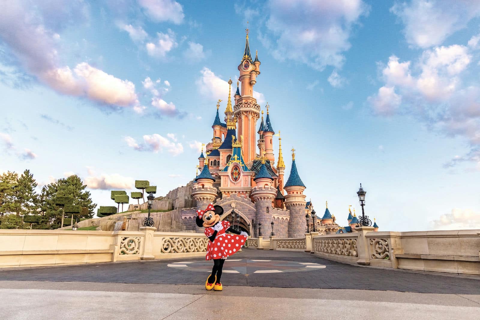 Planning Your Trip to Disneyland Paris with TUI Family Packages Planning Your Trip to Disneyland Paris with TUI Family Packages