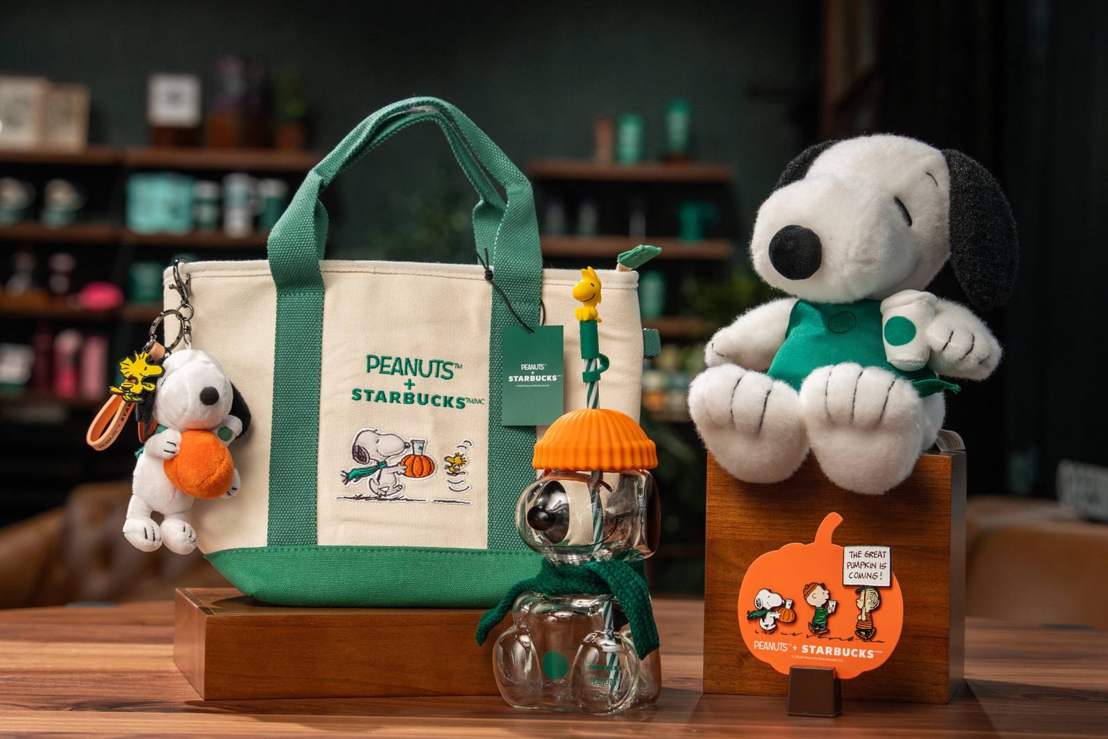 Starbucks x Peanuts Collaboration 2026: Snoopy merchandise